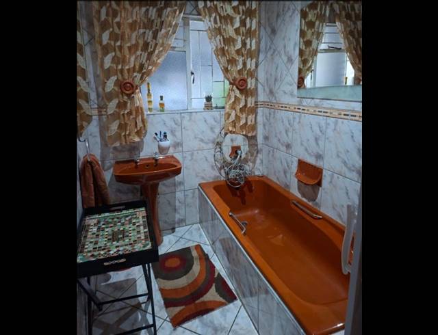 4 BEDROOM HOUSE FOR SALE IN VANDERBIJLPARK SE 2